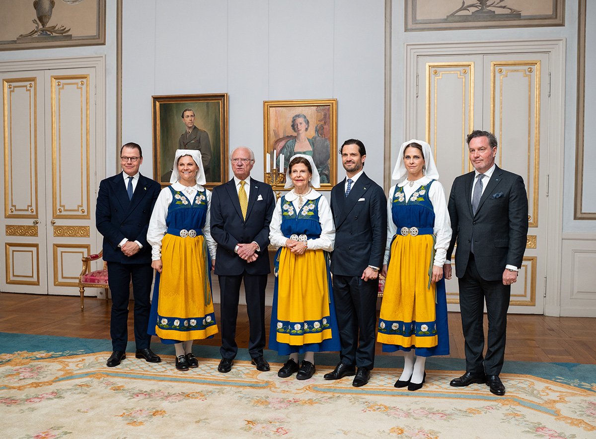Den svenska kungafamiljen på Sveriges nationaldag den 6 juni 2025. 